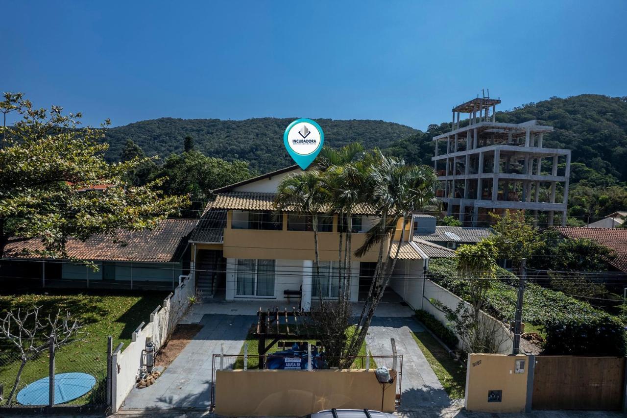 Residencial Mariscalia 2/4 Appartement Bombinhas Buitenkant foto