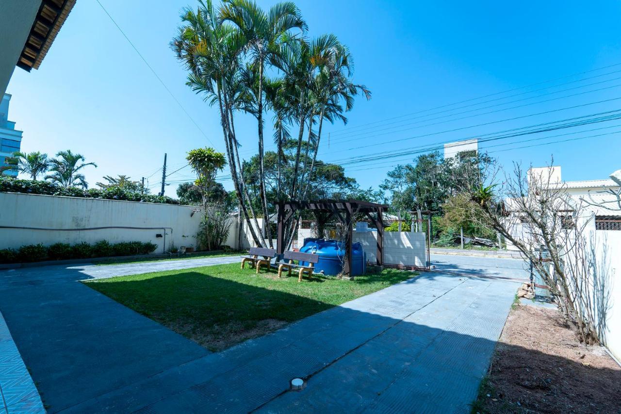Residencial Mariscalia 2/4 Appartement Bombinhas Buitenkant foto